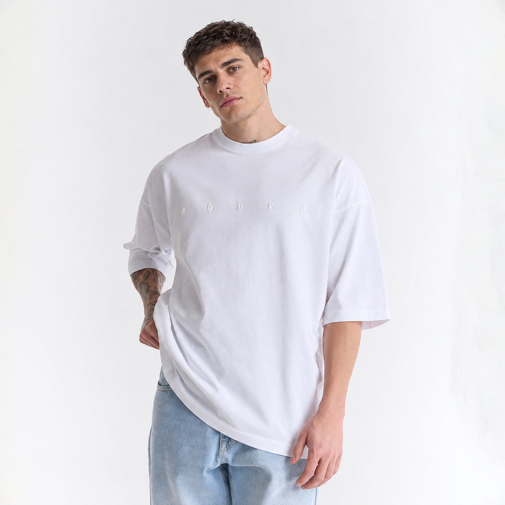 Beyaz Uzun Logo Super Oversize Tişört