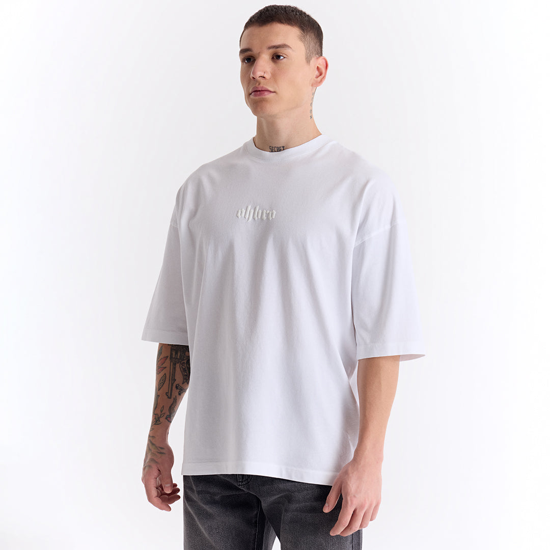 Beyaz Klasik Logo Super Oversize Tişört