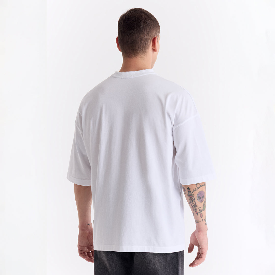 Beyaz Klasik Logo Super Oversize Tişört