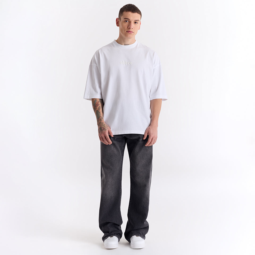 Beyaz Klasik Logo Super Oversize Tişört