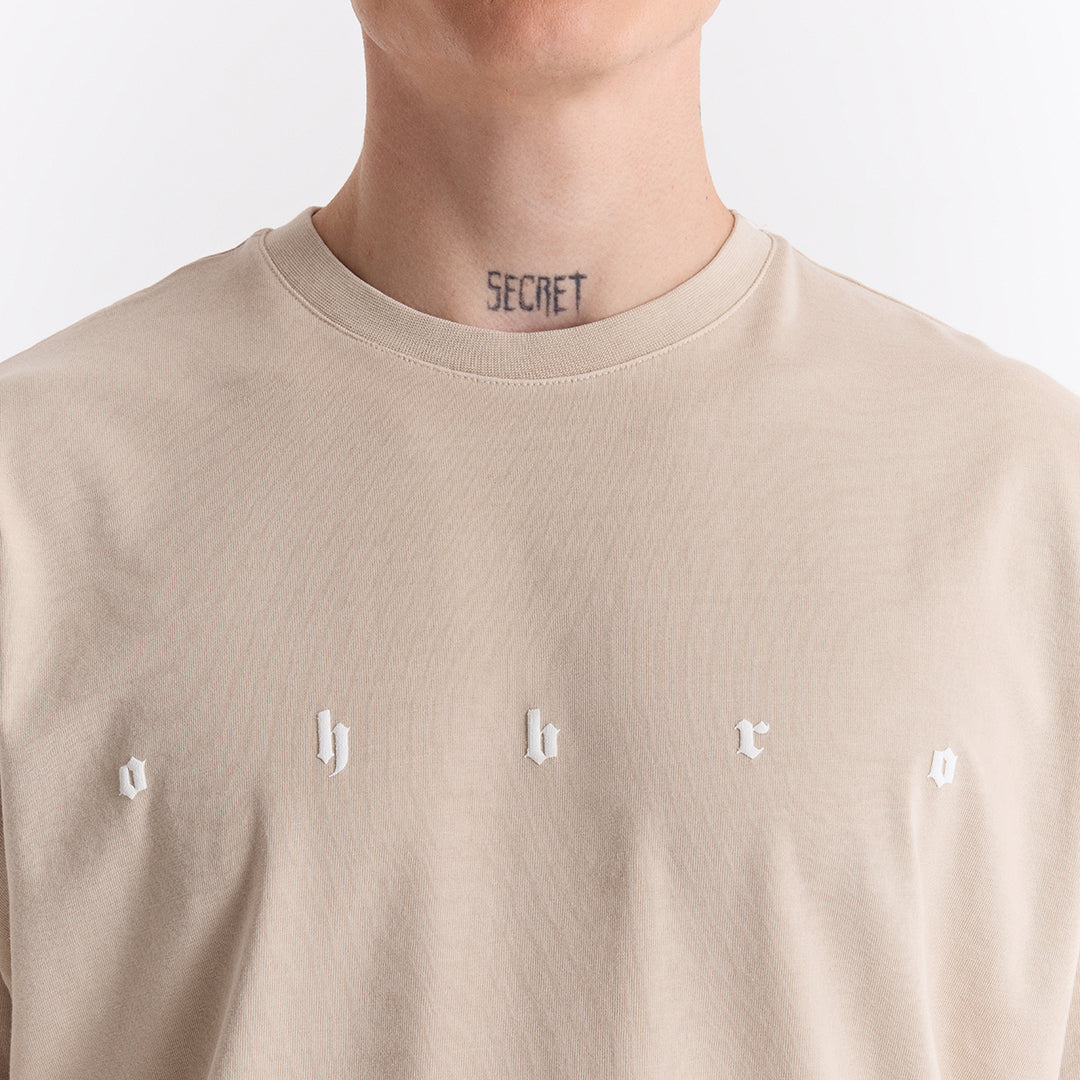 Bej Uzun Logo Super Oversize Tişört