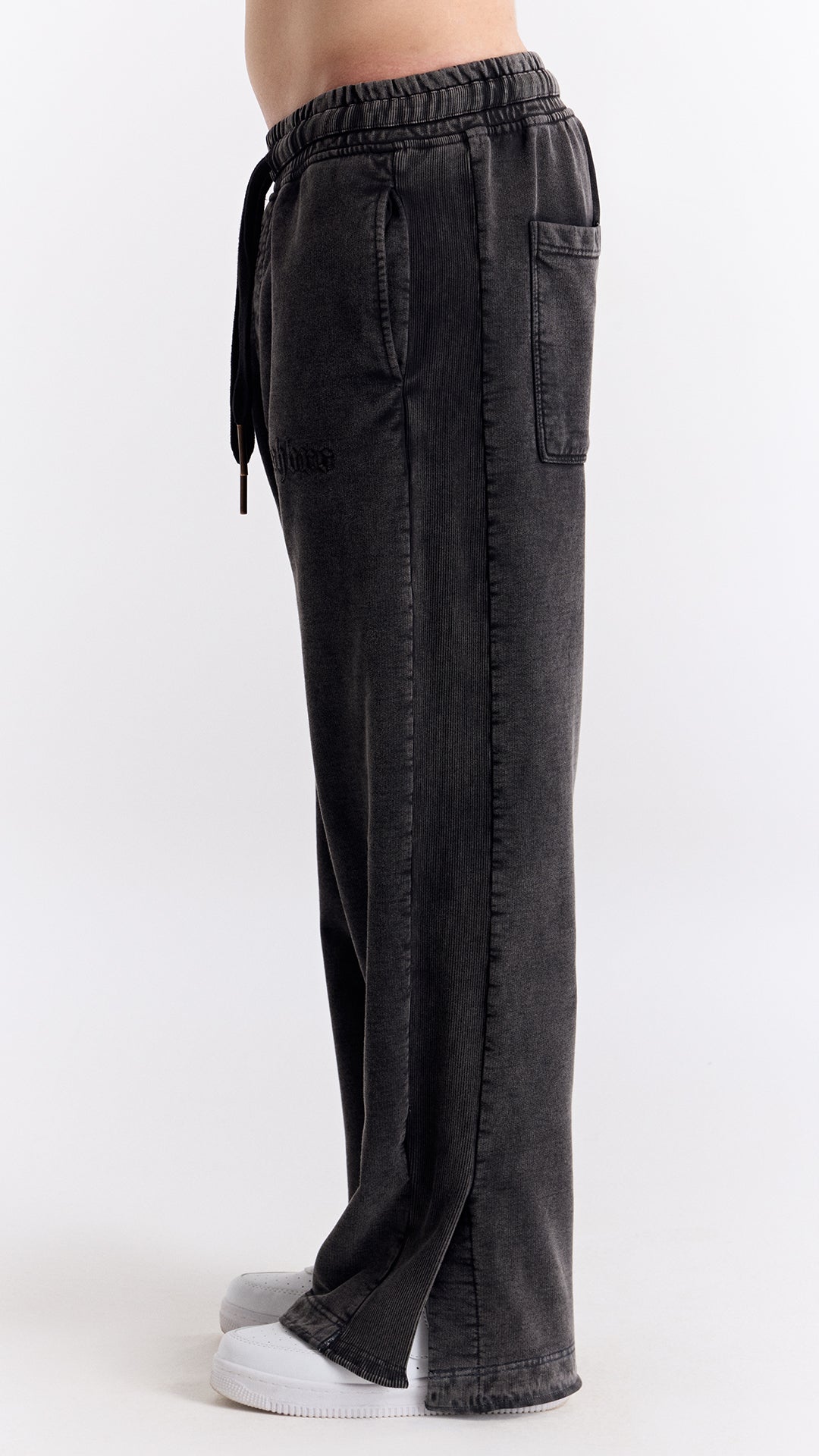 Siyah Yıkamalı Ribana Detaylı Eşofman Altı