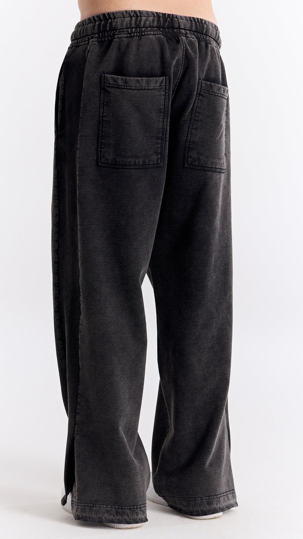 Siyah Yıkamalı Ribana Detaylı Eşofman Altı