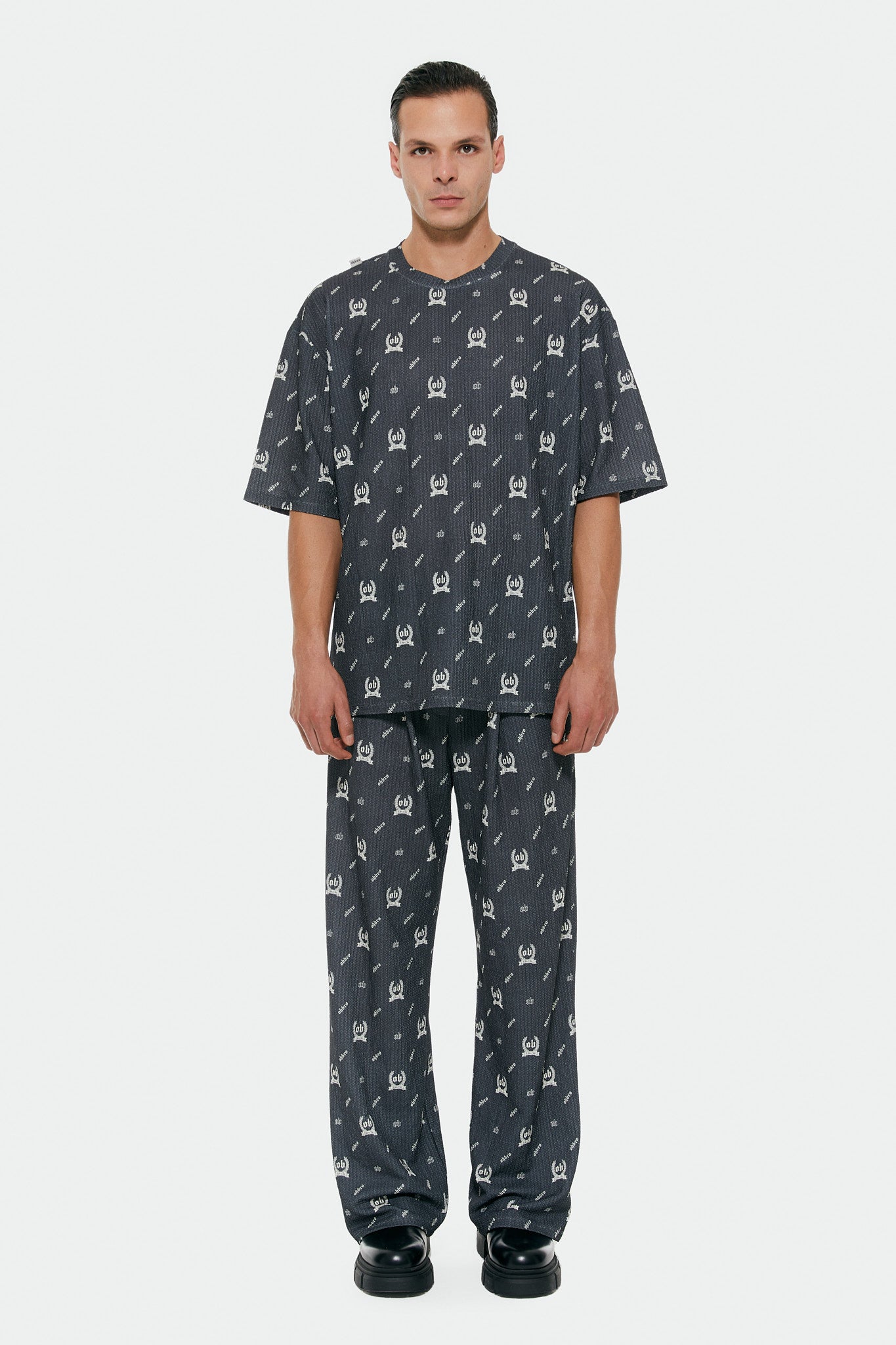 Monogram Desenli Antrasit Baggy Sokak Pijaması