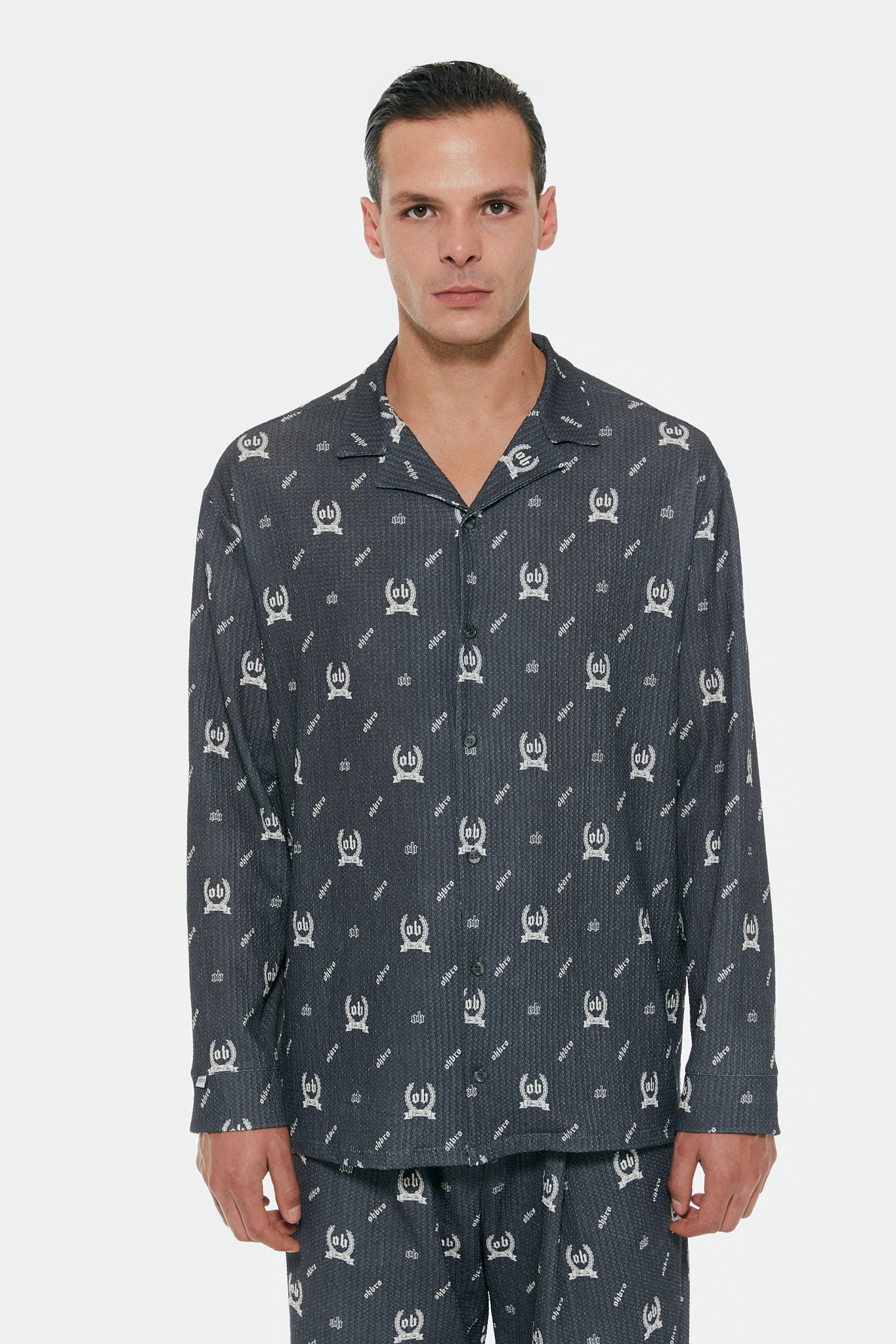 Monogram Desenli Antrasit Oversize Gömlek